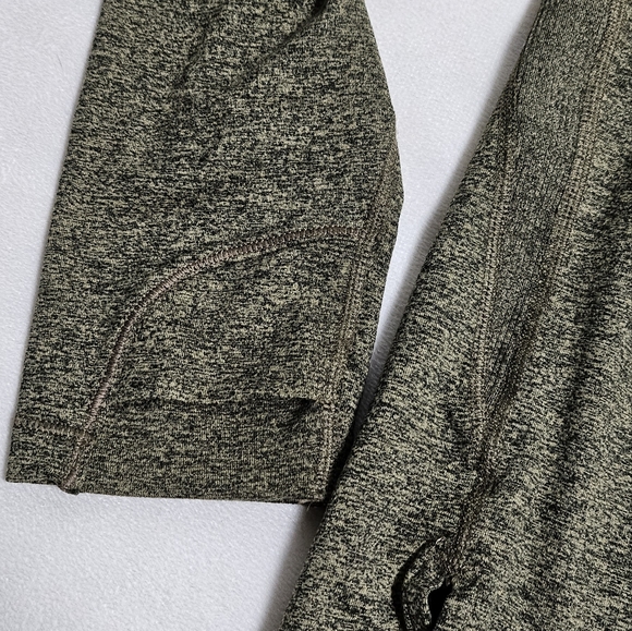 Athleta Uptempo Elevate Top Size M - Picture 6 of 6